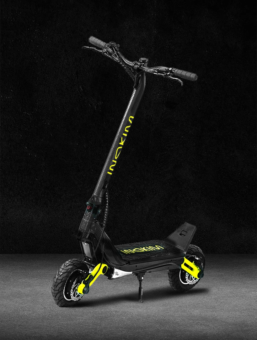 OXO 2026 scooter with yellow accents on a dark backdrop