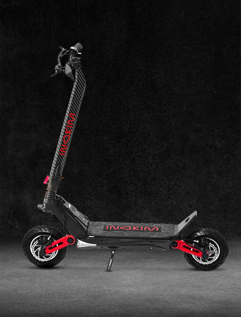 OXO 2026 scooter in carbon black with red suspension arms
